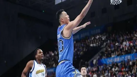 曼联短板凸显：基恩直言进攻板凳乏力，芒特表现稚嫩似初学者