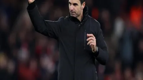 意甲揭秘：科莫队“虐菜”表现能否持续？揭秘不败神话！